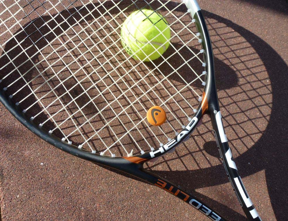 tennis-363663_1920