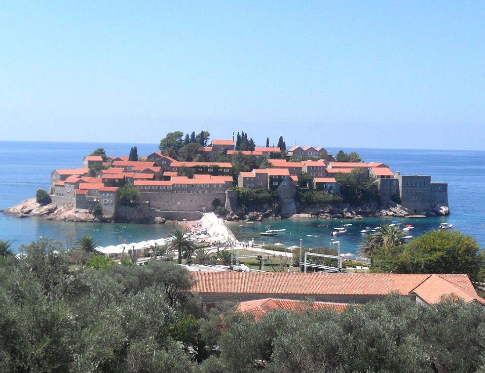 Sveti Stefan, DinoMNE, VIKI