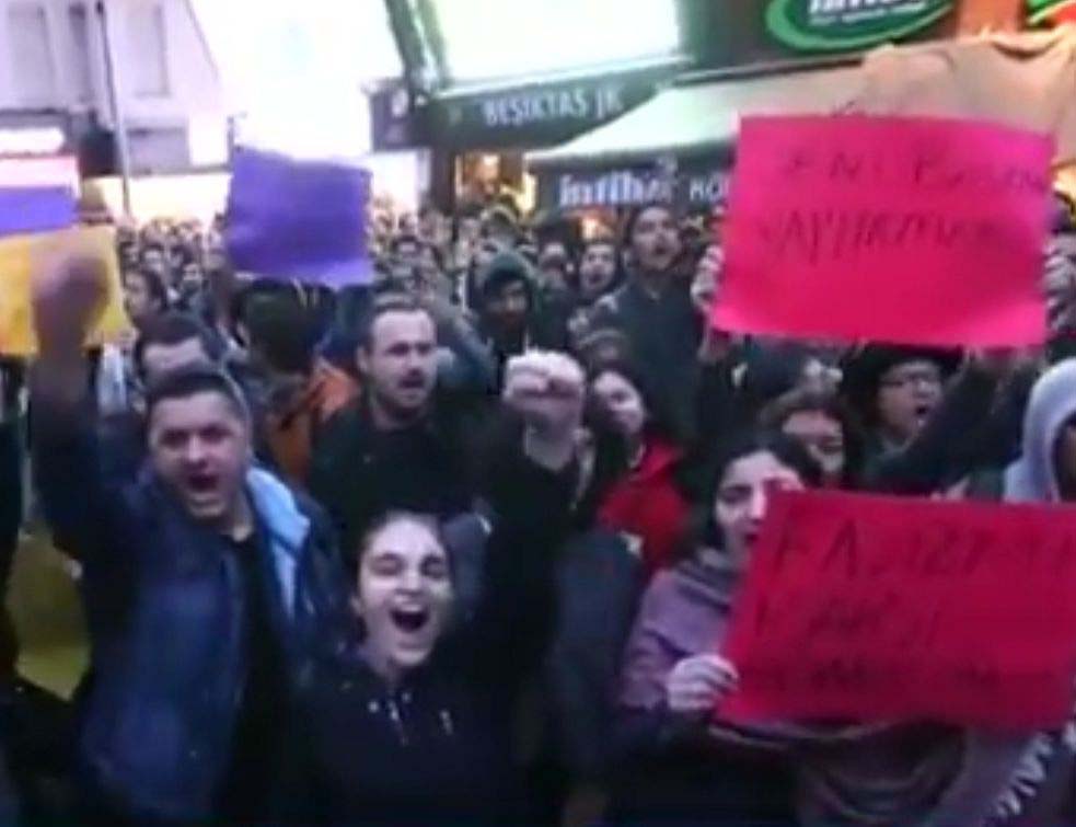 Turska%20protest%202%20Tviter